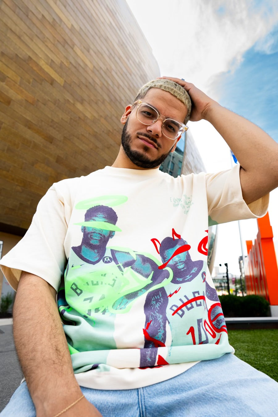 Heroes & Villain$ Tee